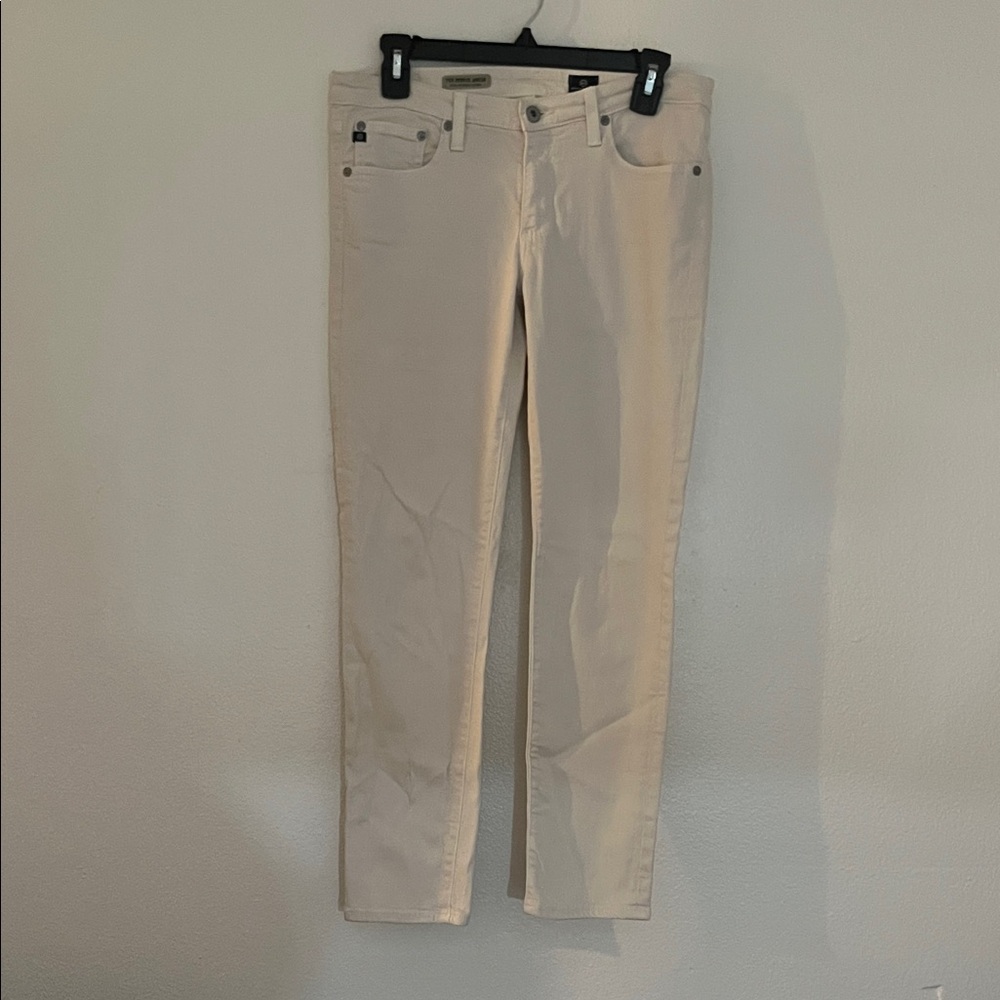 AG Adriano Goldschmied Stevie slim, straight,ankle Women's Cream Jeans. Size 29R